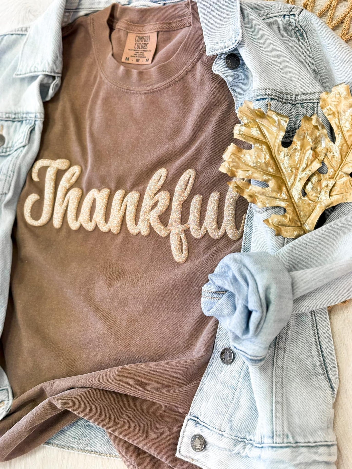 Thankful Glitter Puff Tee, Mocha