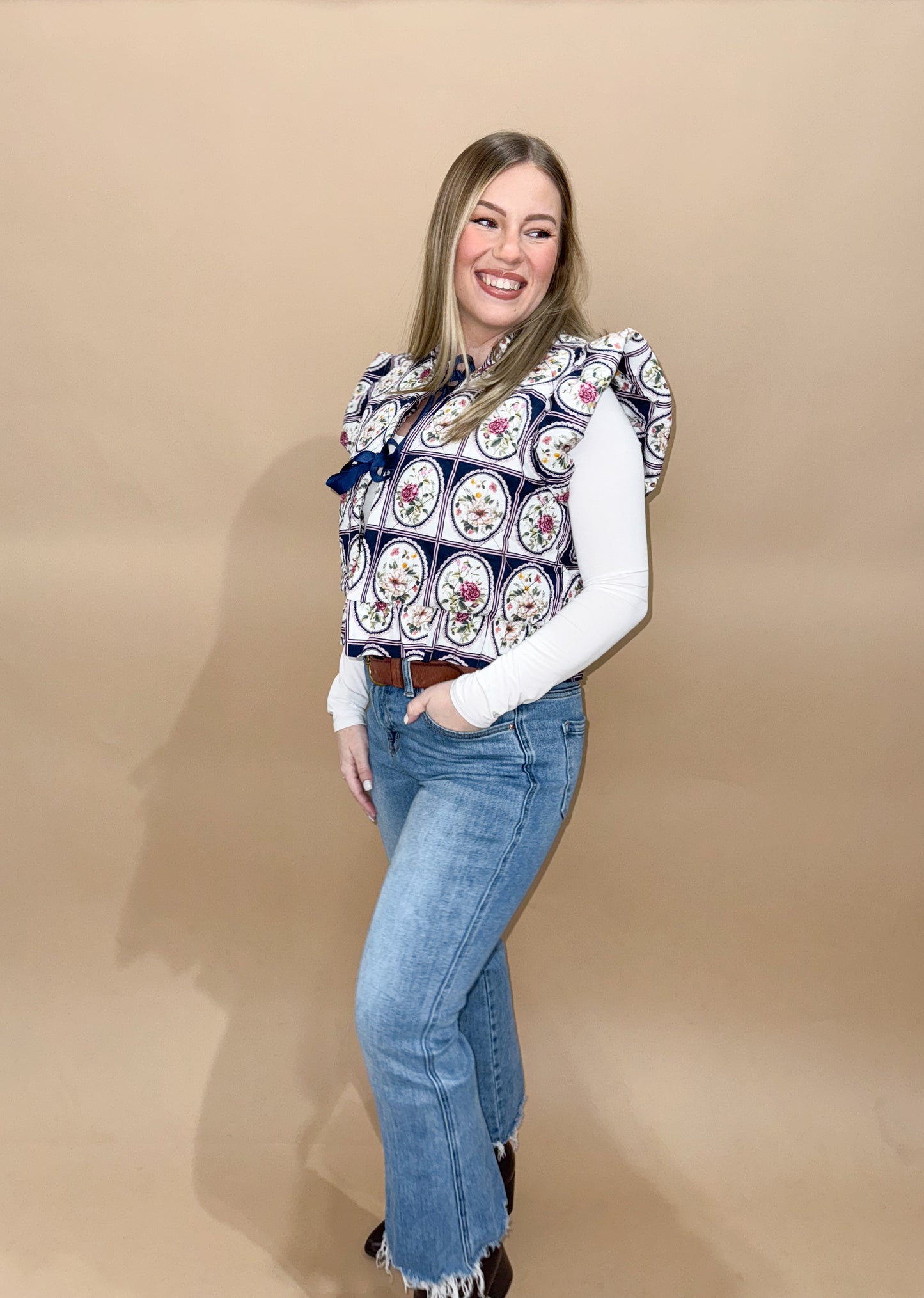 Margaret Quilted Puff Flutter Sleeve Floral Vest, Navy